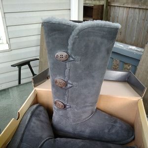 Gray BearPaw Boots